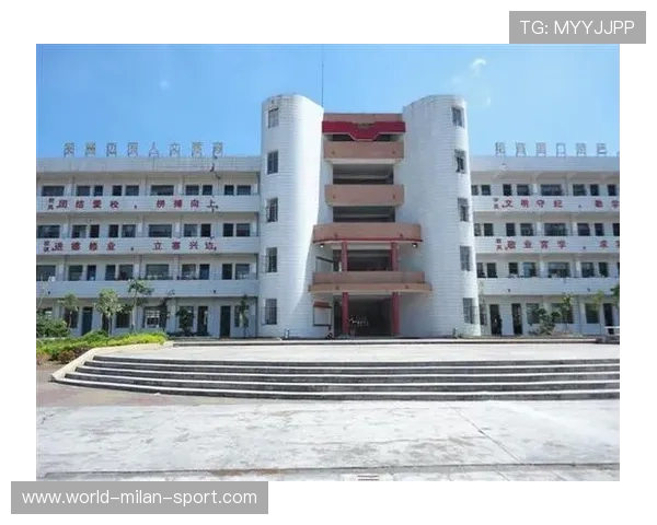 网友热议东兴中学伤亡事件，呼吁公正调查，东兴东中学校