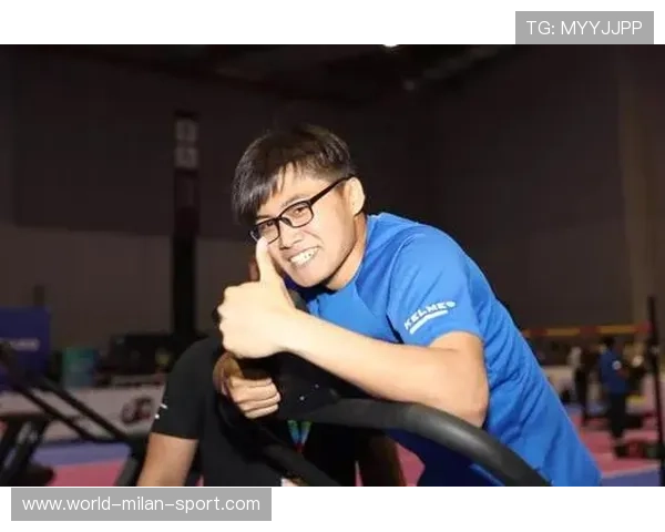 职业教练如何通过中场休息的战术板调整扭转战局